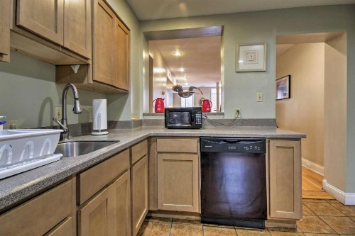 Chase at Canton image 13